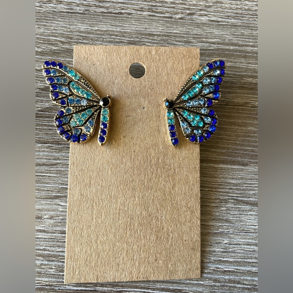 Blue half butterfly stud earrings A167 - Picture 4 of 4